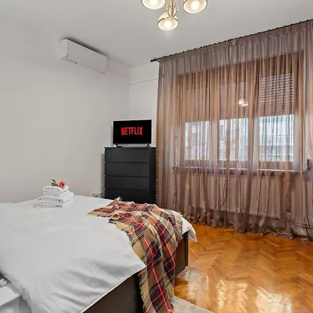 Apartment Ucl *