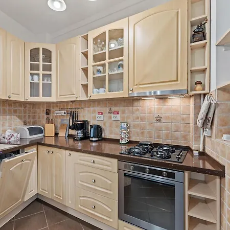 Apartment Ucl